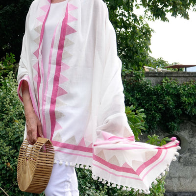 Handwoven cotton Jamdani Pink Shawl - Artha Collections