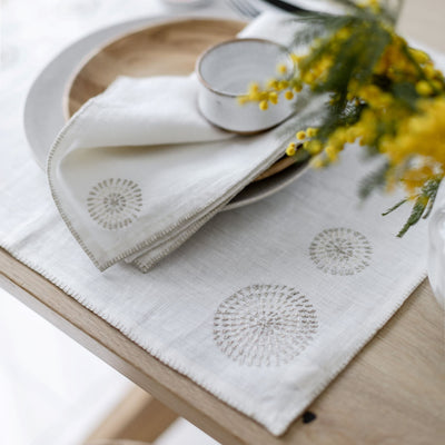 Linen placemats and napkins table decor by artha collections