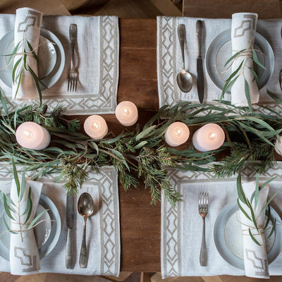 Christmas table setting with linen placemats from artha collections